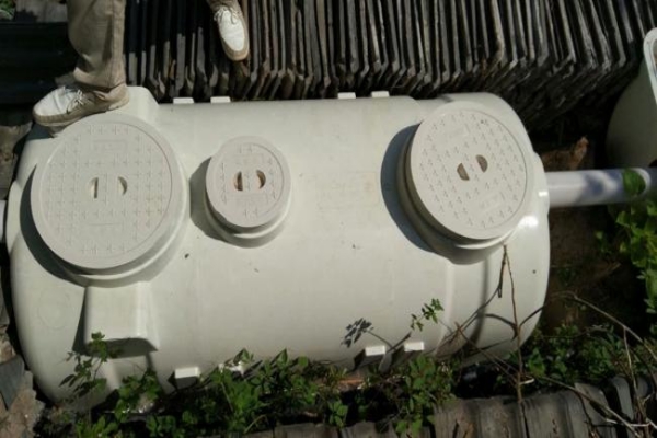 SMC模壓玻璃鋼化糞池相比其他產(chǎn)品有哪些明顯優(yōu)勢(shì)呢 SMC模壓玻璃鋼化糞池相比其他產(chǎn)品有哪些明顯優(yōu)勢(shì)呢